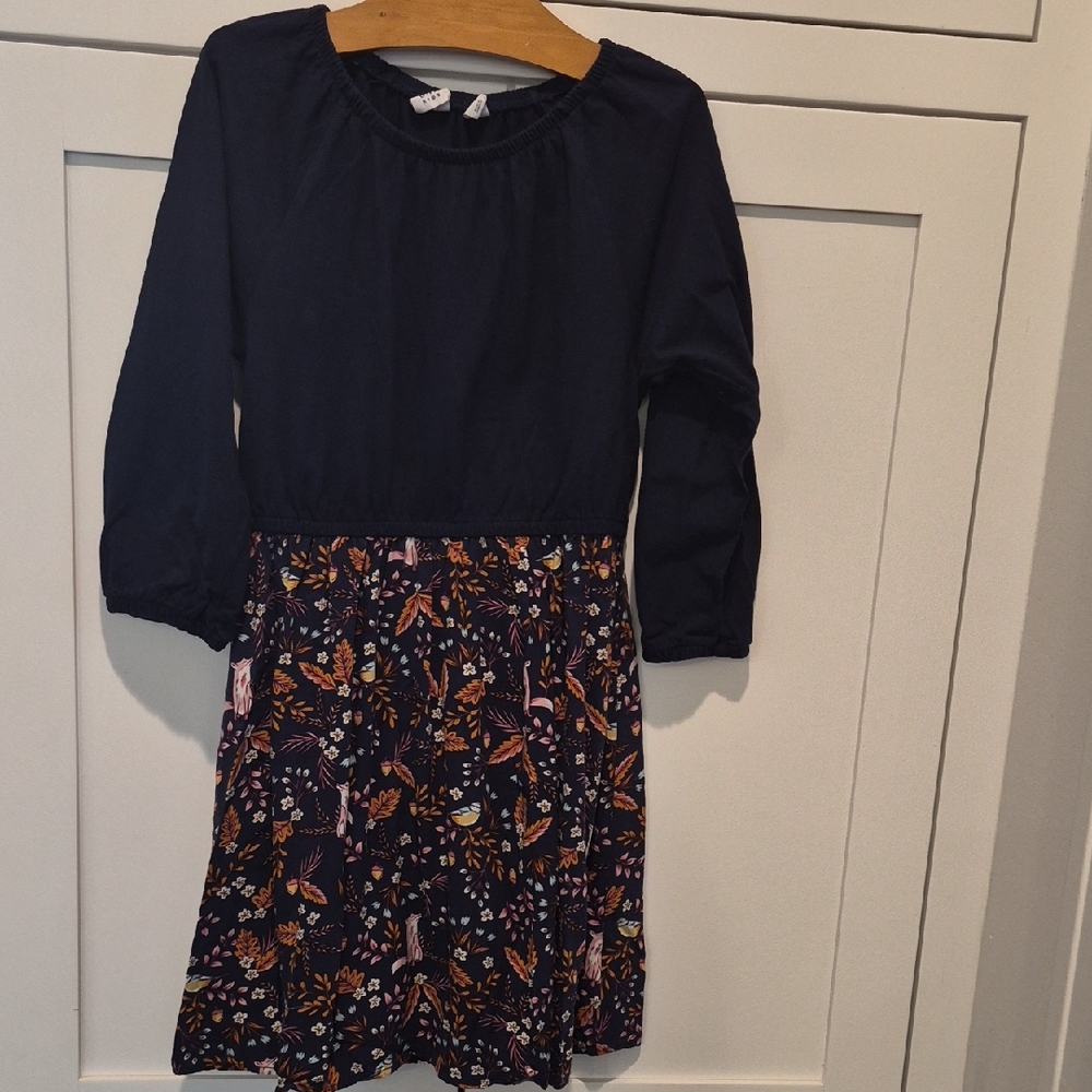 Girls GAP Kifs Navy Dress with Floral Fall Skirt Size 8 (M)